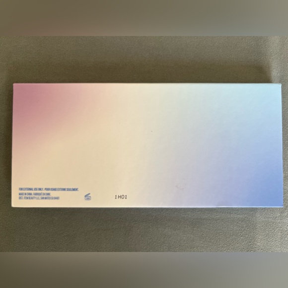 Item Beauty On the Daily Eyeshadow Palette, New in Box, Full Size, 10 Shades - Picture 5 of 6